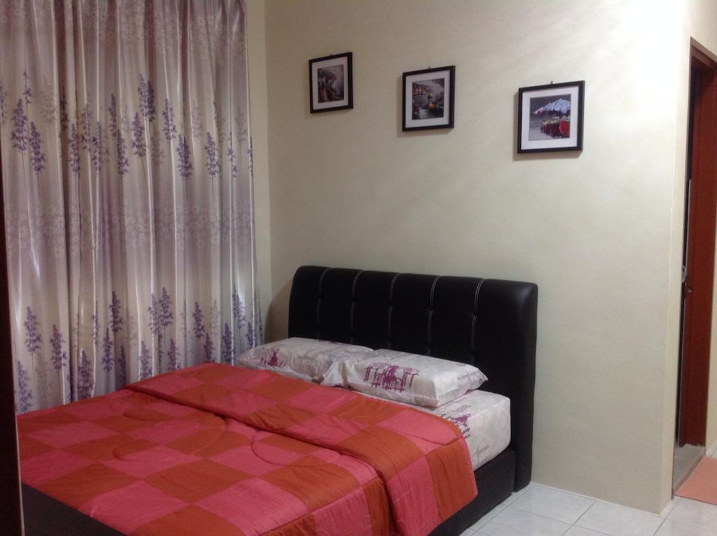 Kk Holiday Suites Apartment Kota Kinabalu Rum bild